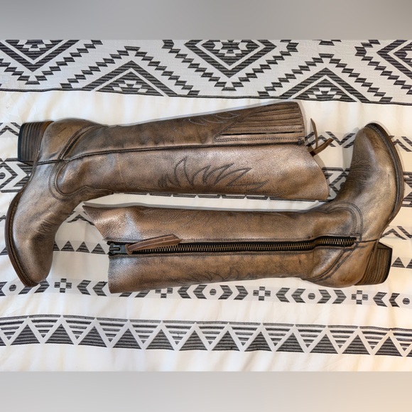 Freebird Pewter Heeled Western Boots ✨ - Picture 11 of 16